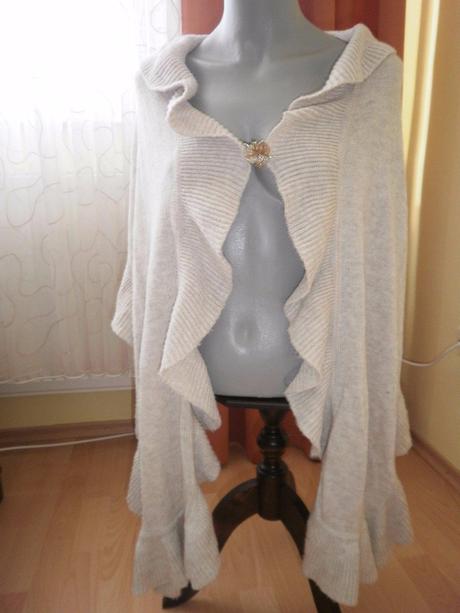 Šál alebo prehoz, l