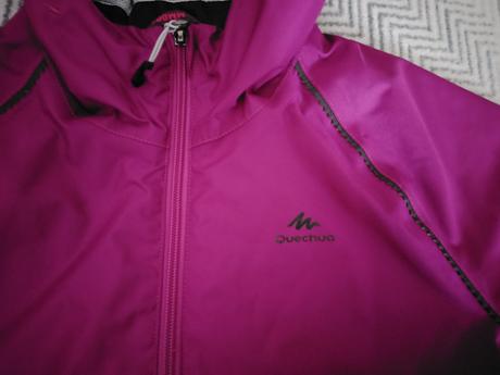 Dievčenské nepremokavé bundy zn.quechua veľ.140, quechua,140