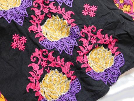 Velmi pekna tunika, 36