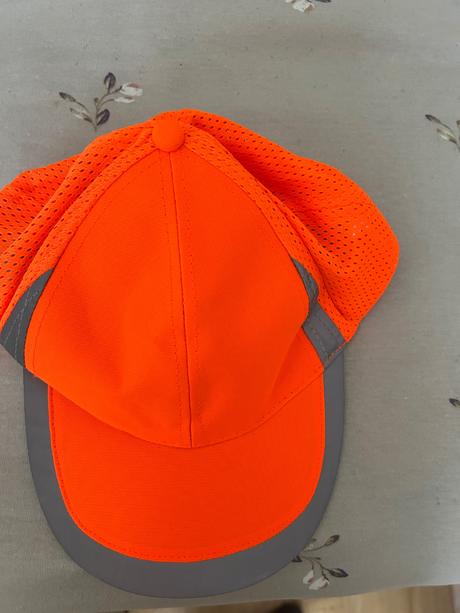 Montérky a vetrovka, 50