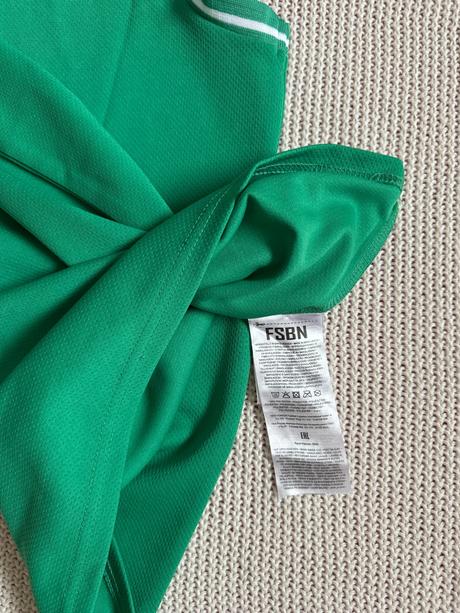 Krásny zelený dres, new yorker,xs