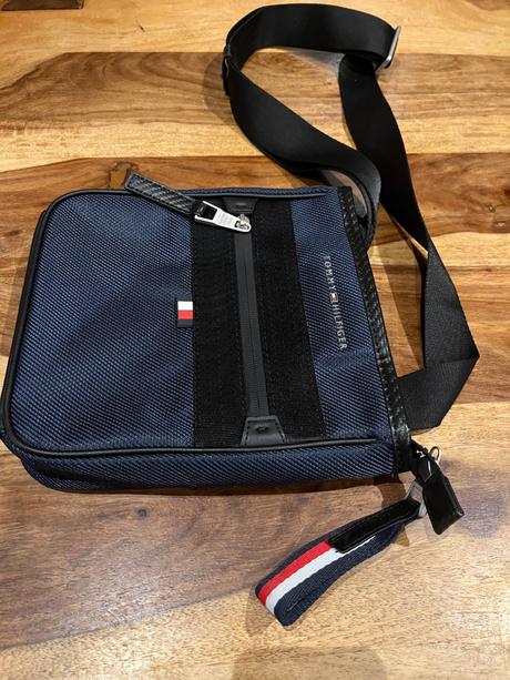 Pánska crossbody taška tommy hilfiger, tommy hilfiger
