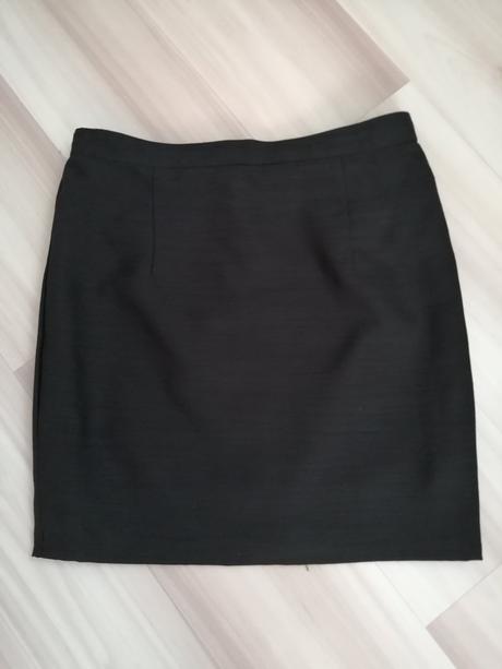 Čierna sukňa veľ. 40, 40