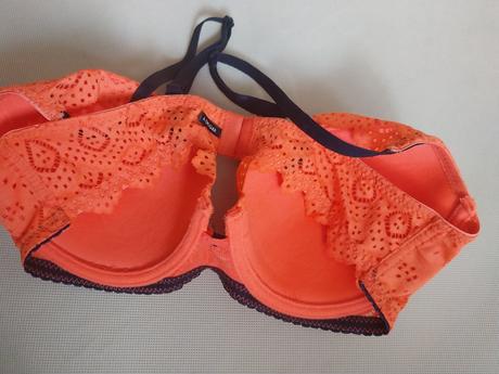 Podprsenka, c&a,75d