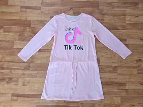 Šaty tik tok, 146