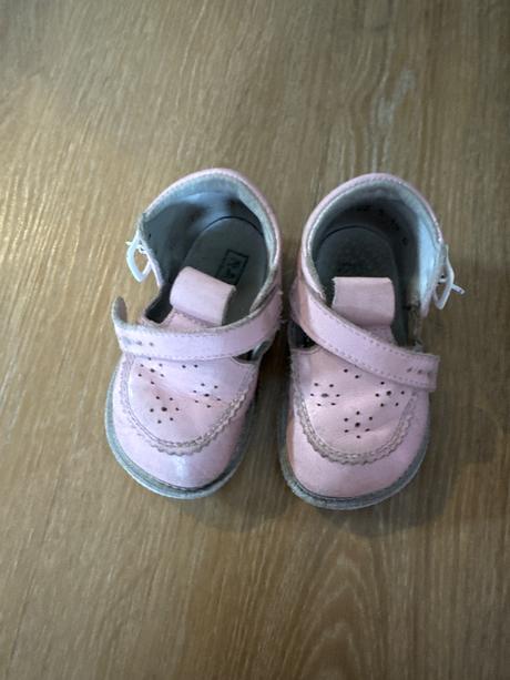 Sandále rak, rak,19