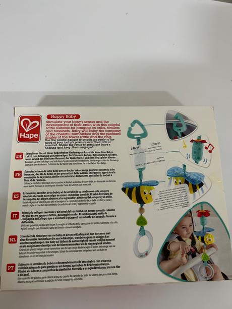 Hape hrkalka na zavesenie čmeliak,