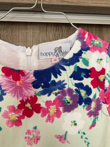 Roztomilé šaty, 98