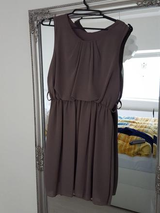 Šaty šifónové,