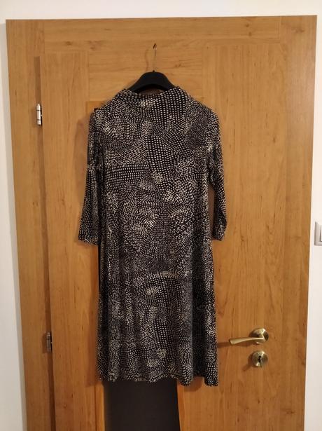Pekné vzorované šaty, lindex,xs