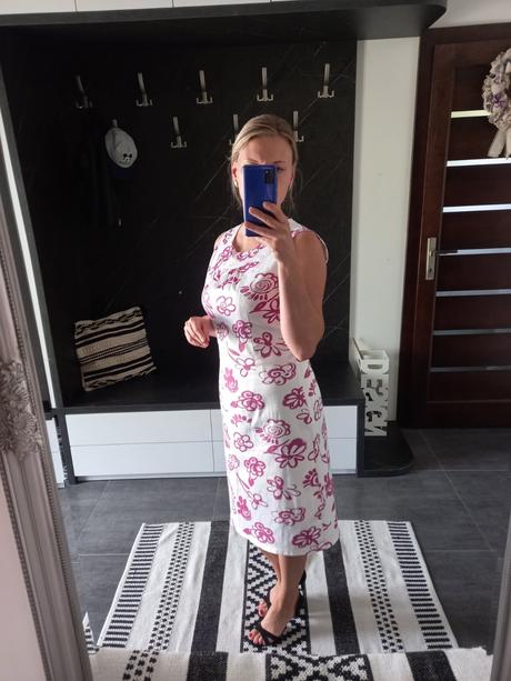 Krasne kvalitne saty s postou, m