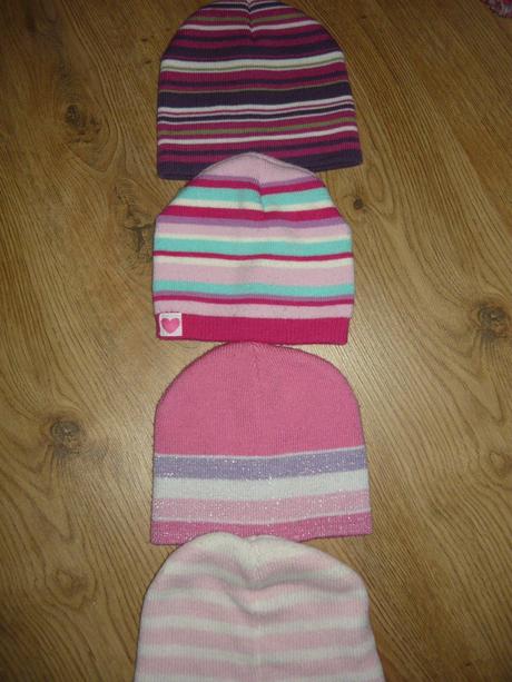 Teplé čiapky viac kusov -3/4, marks & spencer,98