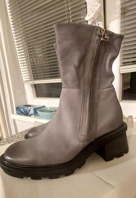 Mjus dámske čižmy, pc 179 eur, 38