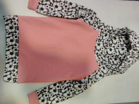 Mikinka uško, 80 / 116