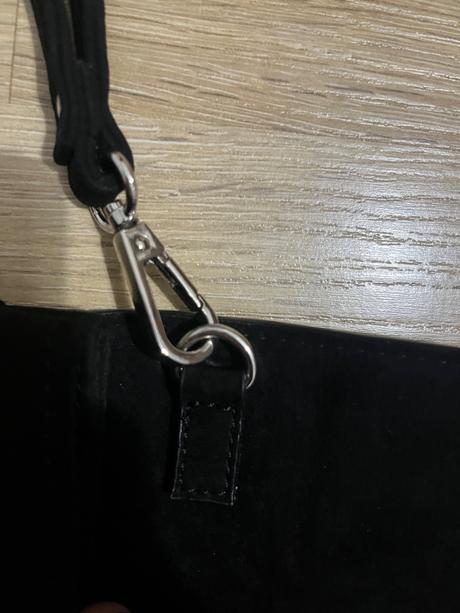 Listová kabelka baťa, baťa