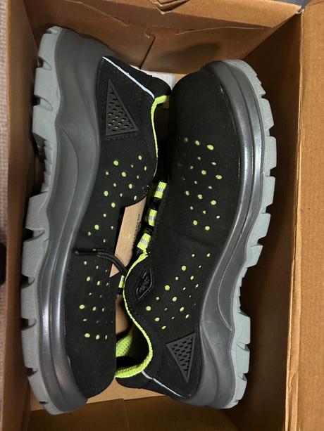 Pracovne topanky, 41