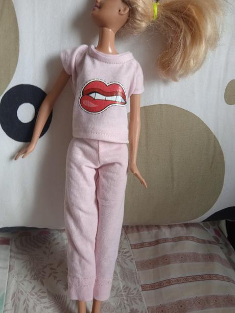Oblečenie pre babiku typu barbie,