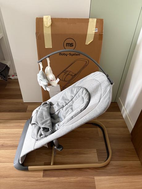 Hojdacie kreslo bouncer 2 v 1 moby-system,
