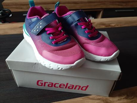 Botasky, graceland,32