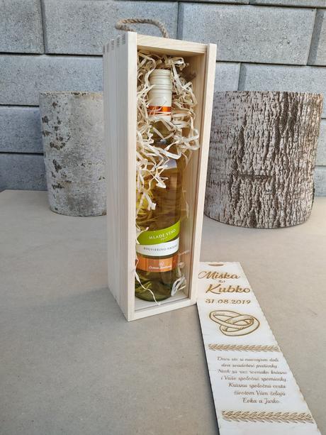 Drevený obal na víno,