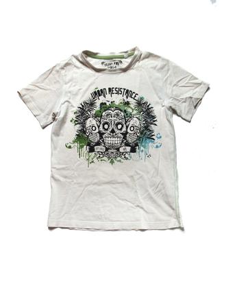 Tričko s lebkami, c&a,140