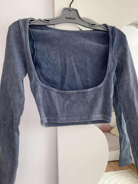 Crop top s holým chrbtom stradivarius s, stradivarius,s