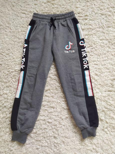 Tepláky tik tok, 128