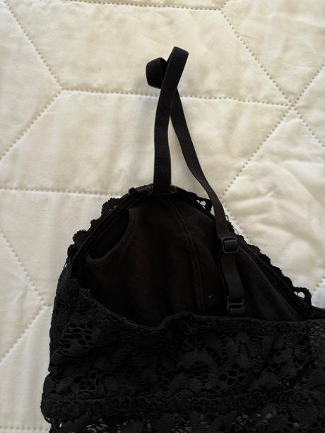 Elegantná čipkovaná podprsenka, 80a