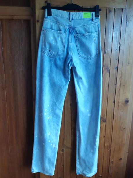 Dámske rifle, bershka,36