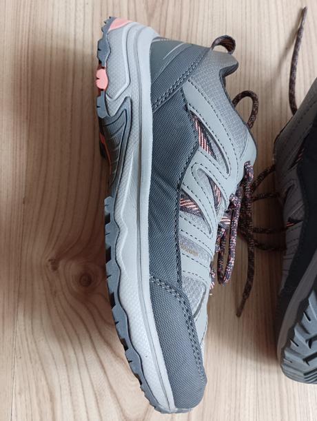 Trekova obuv berry, 36