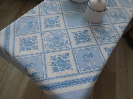 Do modra pekáčik,cukorníčka,obrusok,, 