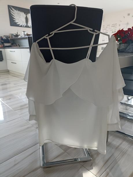 Biela blúzka s odhalenými pleciami, l, l