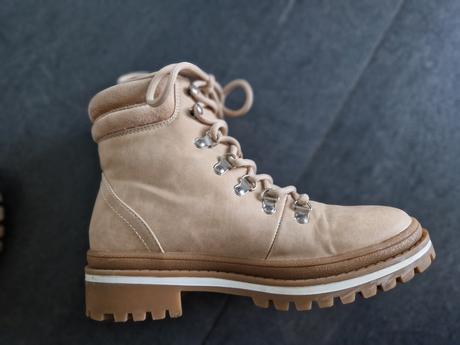 Kotníkové topánky, 38