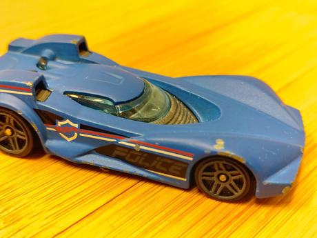 Zberateľské scoopa di fuego hot wheels 2009 mattel,