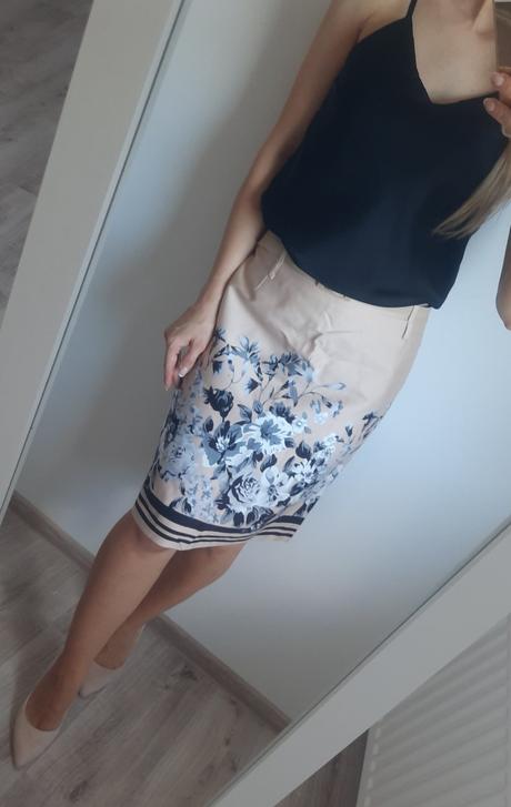 Kvalitná sukňa, 42