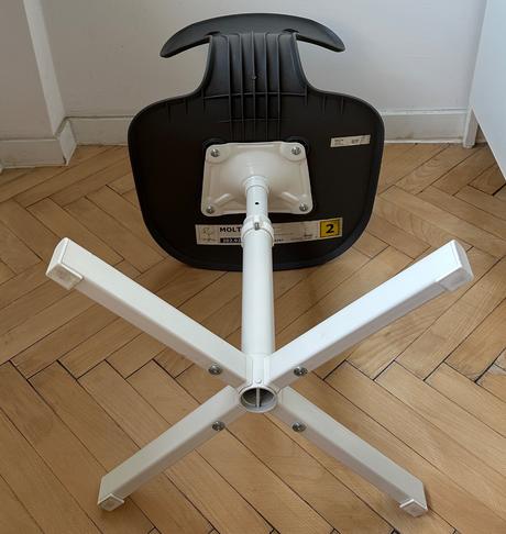 Ikea detská stolička molte grey za 15eur,