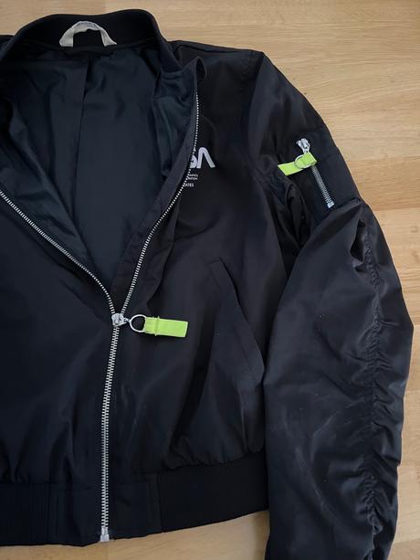 Parádna bomberka, h&m,158