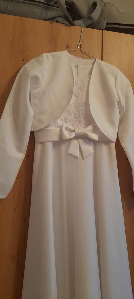 Šaty na 1.sväté prijímanie, 128