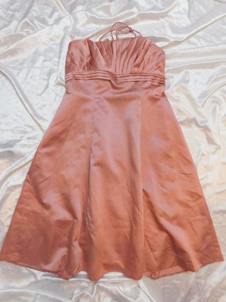 Spolocenske korzetovou saty, 46