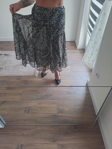 Sukna reserved, reserved,m