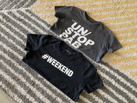 Tričká weekend a nápis, reserved,134