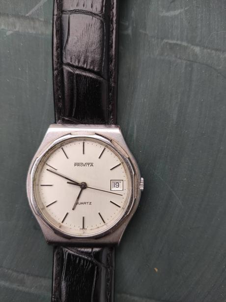 Švajčiarske hodinky zn. provita, 