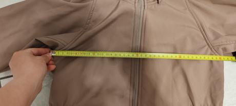 Prechodná bunda, 152