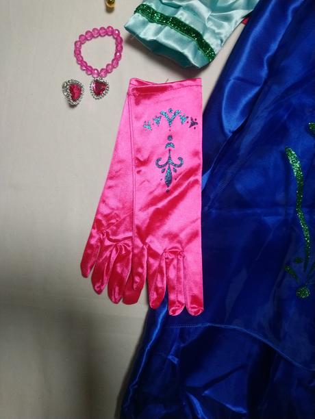 Kostým anna šaty pelerína, mega set, vlasy,104-116,