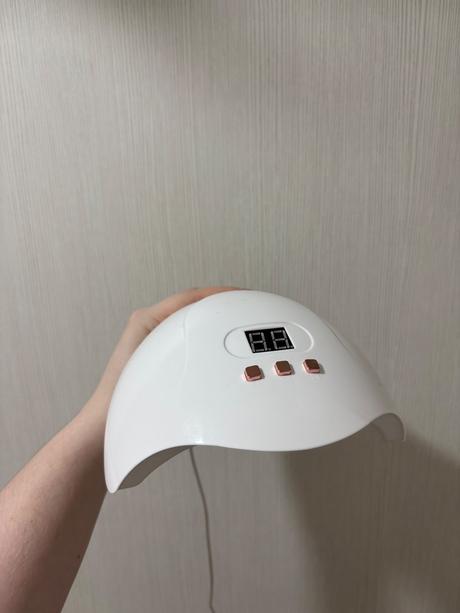 Uv lampa na nechty, 