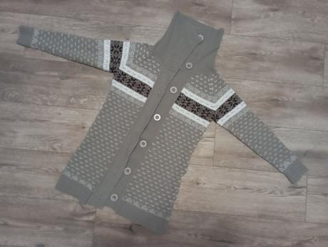 Teplý zimný sveter s/m, m