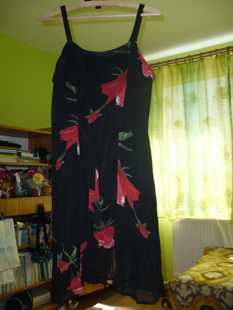 Šaty s kvietkami, xl