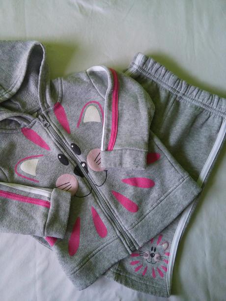 Tepláková súprava., 74