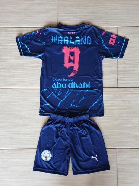 Dres haaland, puma,164 / 170 / 176