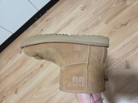 Ugg detske vel33,5, ugg,33